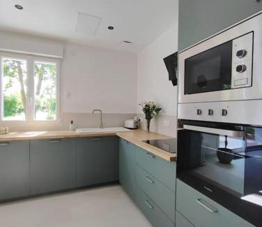 Esquennoy House | Le Lodge de St Sauveur