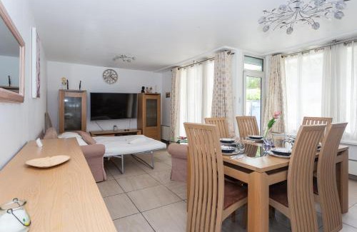 Noisiel House | Le Luma - Maison 6 prs - Jardin - Ping-Pong