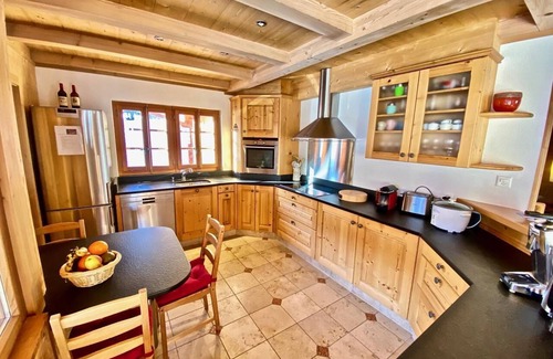 Morgins Ski Chalet | Le Mélézin Bleu, Morgins