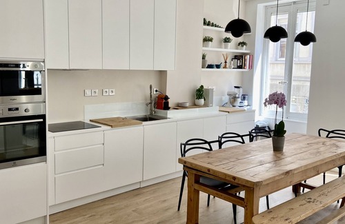 Charmettes - Bellecombe Apartment | "Le magnifique" 7 minutes from Lyon city center
