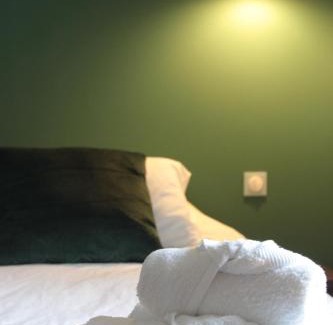 Guiclan Bed & Breakfast | Le Manoir de Kérofil * Gîte et chambres d'hôtes *