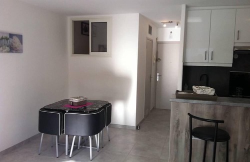Les Sablettes Apartment | "Le Marine" Les Pieds dans l'eau