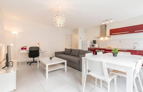 Bourroches Apartment | Le Marpaux