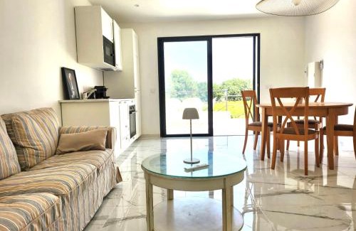 La Crau Apartment | Le mas d'Harry