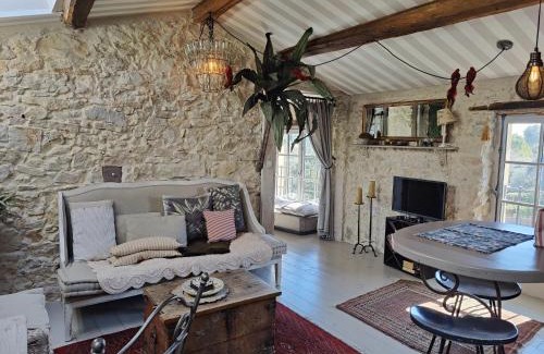 Roquefort-les-Pins Apartment | Le Mas Saint Pierre