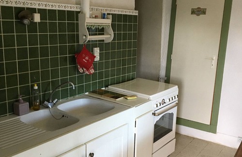 Vagnas House | Le Mazet Déden Avec son Jardin Privé