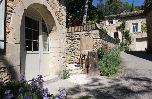Montsegur-sur-Lauzon House | Le Mazet, gîte des Lucioles en Provence