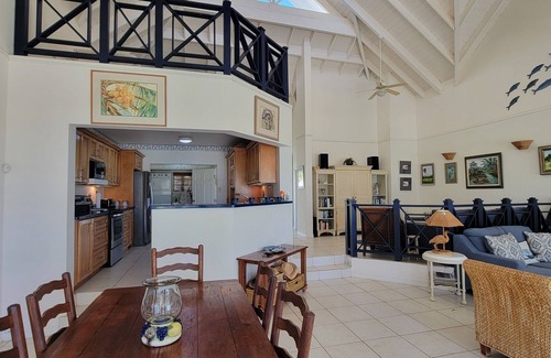 Lowlands Villa | Le Mistral, a tranquil, tastefully decorated escape