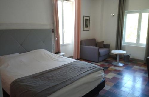 Saint-Paul-le-Jeune Bed & Breakfast | Le Moderne