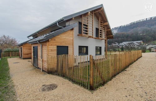 Villard-d'Hery House | LE Moulin - Villard D'hery