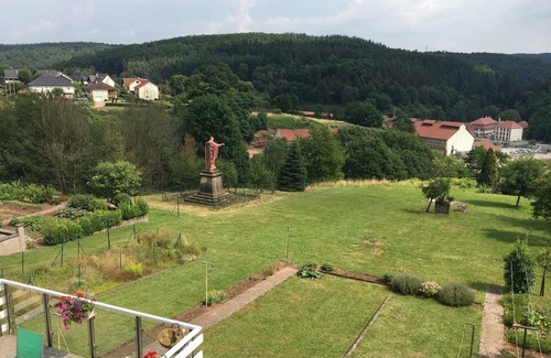 Saint-Louis-les-Bitche Apartment | Le Munztal Furnished tourist accommodation in a quiet crystal village