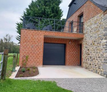 Semeries House | Le murmure du ruisseau - Pièce de vie 60 m2 - Terrasse 30 M2 - 2 WC