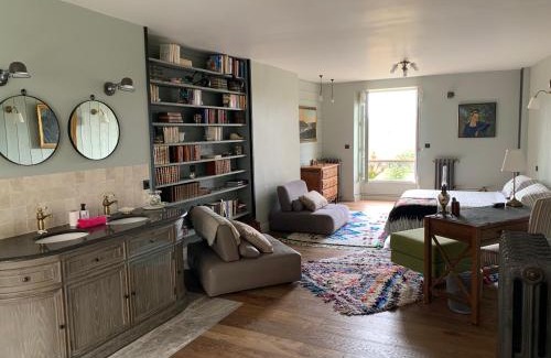 Rochefort-en-Yvelines Bed & Breakfast | Le Nid de Rochefort
