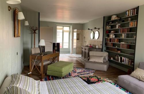 Rochefort-en-Yvelines Bed & Breakfast | Le Nid de Rochefort