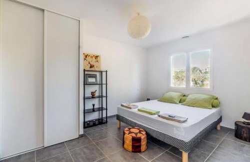 Saint-Andre-de-Cruzieres House | Le P'tit Gîte Gardéchois, piscine Ardèche - 12pers