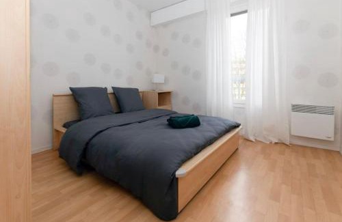 Devant-les-Ponts Apartment | Le p'tit Lorry