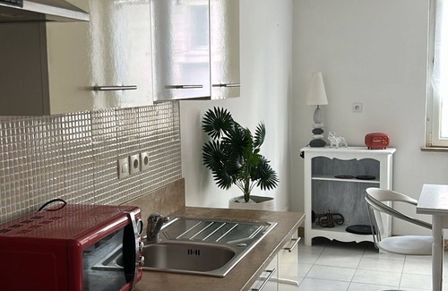 Suevres House | Le P'tit Mignat Townhouse with terrace - 2 Bedrooms