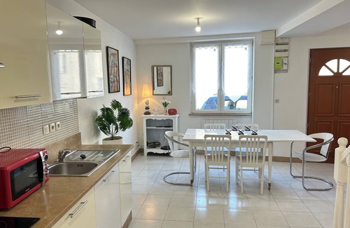 Suevres House | Le P'tit Mignat Townhouse with terrace - 2 Bedrooms