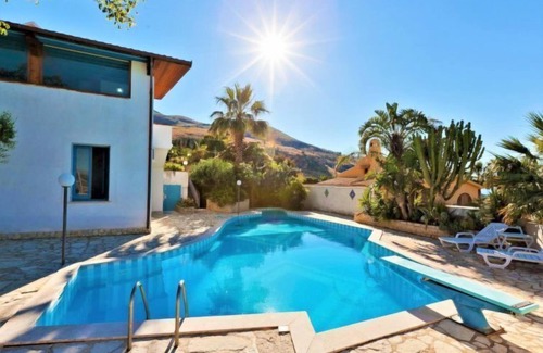 Valderice House | Le Palme by Interhome