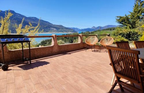Savines-le-Lac Apartment | Le Panoramique du Plongeoir - T4 spacieux de 90m2 avec grande terrasse vue sur le lac de Serre Ponçon