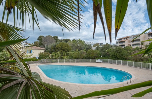 Antibes Apartment | LE PARC Apartment for 5 By Sunset
