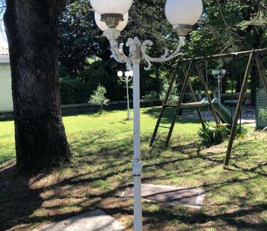 Laroque House | Le Parc aux Cedres