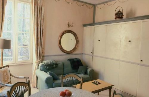 Montbrun-les-Bains Apartment | Le Parc château Gipieres