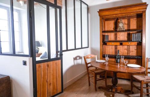 Roquemaure Apartment | Le Pastel
