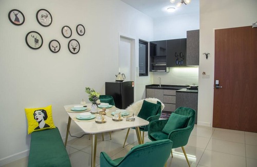 Bandar Puteri Puchong Apartment | Le Pavillion Puchong by Widebed
