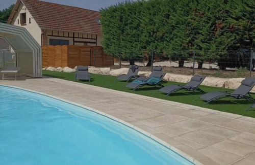 Clemont House | Le Pavillon, Logement a Proximité de Notre Piscine au Coeur de la Sologne