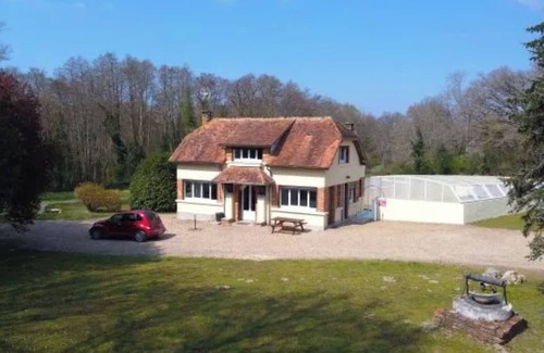 Clemont House | Le Pavillon, Logement a Proximité de Notre Piscine au Coeur de la Sologne