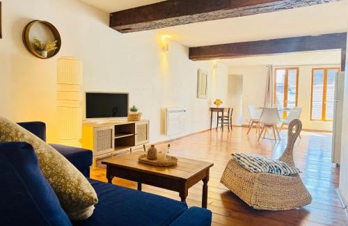 Old Town Apartment | Le Perchoir Citadin - Hypercentre & Wifi
