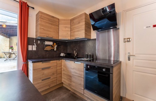Courthezon Apartment | Le Petit Cocon de Provence - Appt climatisé