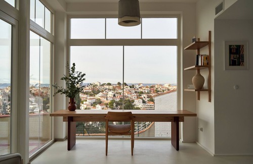 Roucas-Blanc House | Le Petit Croquant nPeaceful haven with magnificent sea view