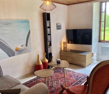 Neuvicq House | Le Petit Four à Pain