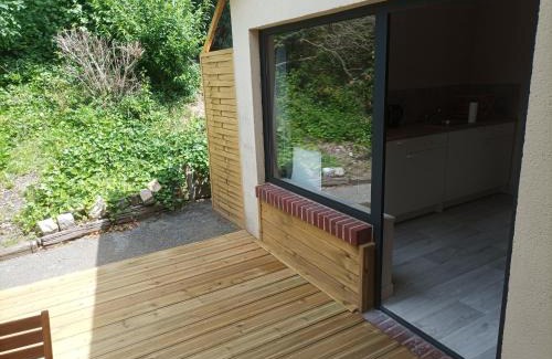 La Riviere-Saint-Sauveur Apartment | Le petit chez-vous