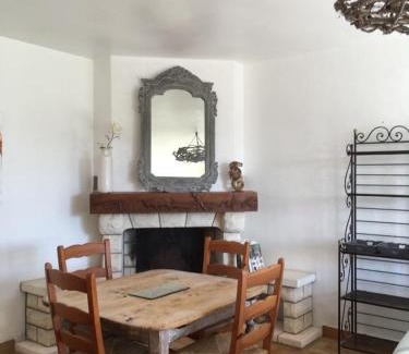 Celles House | Le petit Givry