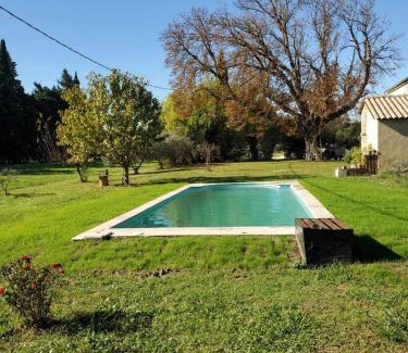 Barbentane House | Le petit mas en provence avec piscine
