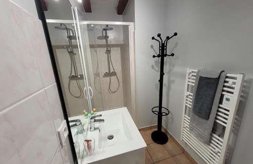 Civaux Apartment | Le petit monas