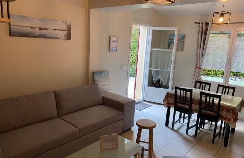 Allemagne-en-Provence Apartment | Le Petit Paradis Provençal