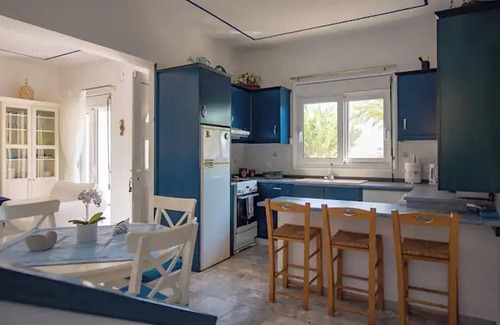 Stegna House | Le Petit Refuge 2 Floor Maisonette with Seaview