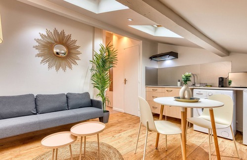 Ferrandiere - Maisons Neuves Apartment | Le Petit Tolstoï - Appart cosy 2pers