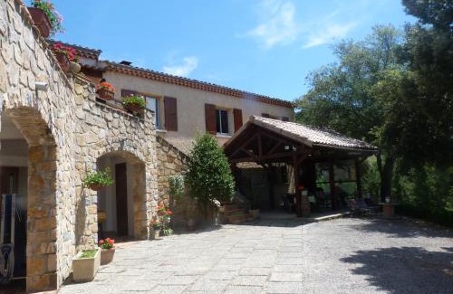 Piegros-la-Clastre Bed & Breakfast | "Le Pigeonnier" chambre d'hôte