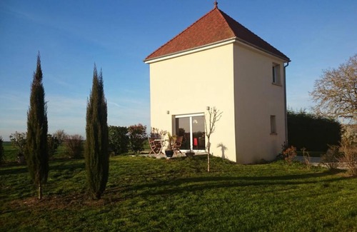Chouzy-sur-Cisse House | Le pigeonnier