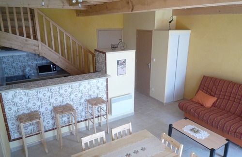 Saint-Privat-des-Vieux Cottage | Le Pinson - Gîte Familial Tout Confort for 2 to 7 people at Gîtes Trespeaux