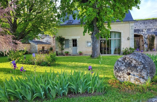 Azay-le-Rideau House | Le Plessis-Lepage "L'Atelier" * Calm-Space-Green at Azay-le-Rideau