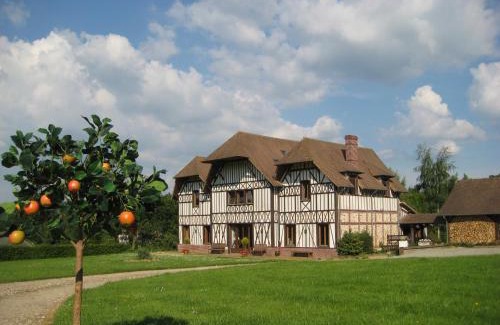 La Haye-Malherbe House | Le Pommier Doux, maison d'hôte du Domaine du Château d'Argeronne