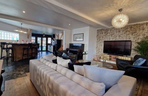 Saint-Philbert-sur-Risle House | Le Pont Joly