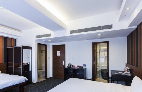 Prince Edward Hotel | Le Prabelle Hotel