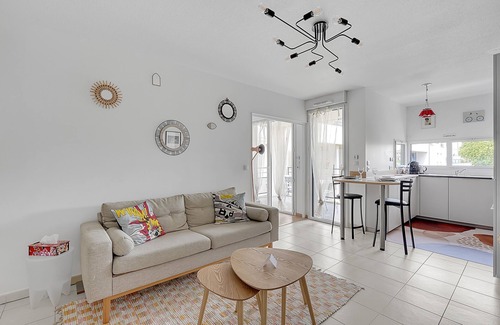 Saint - Michel Apartment | LE PRIEURE - One Bedroom Apartment, Sleeps 2
